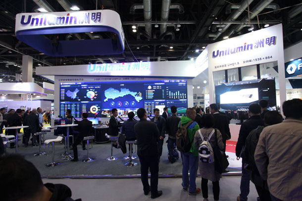 1392940828 1392940828